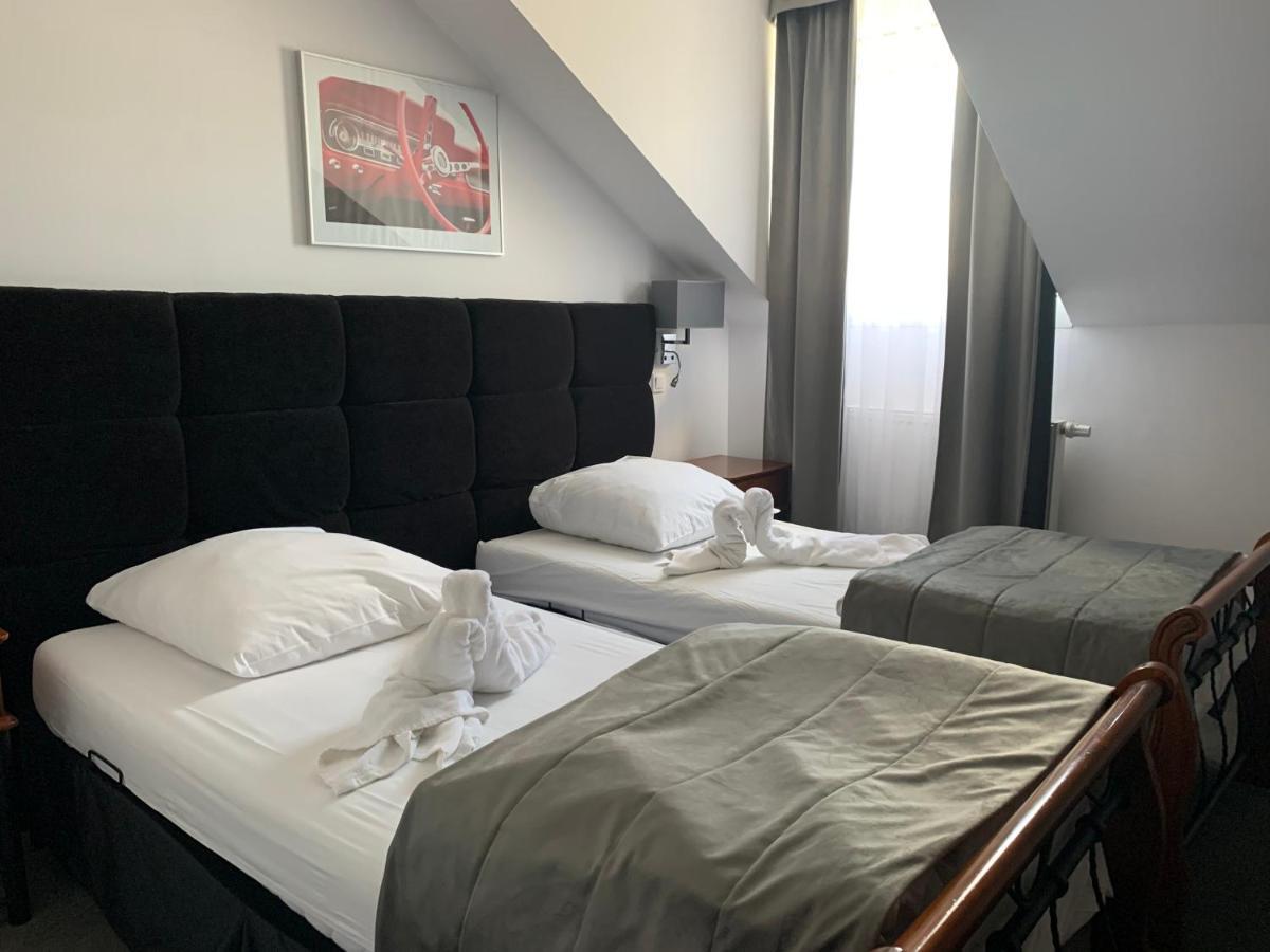 Hotel Kameleon Tarnobrzeg Eksteriør billede