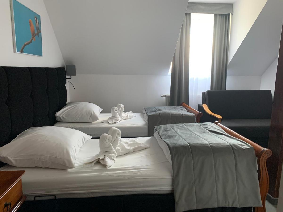 Hotel Kameleon Tarnobrzeg Eksteriør billede
